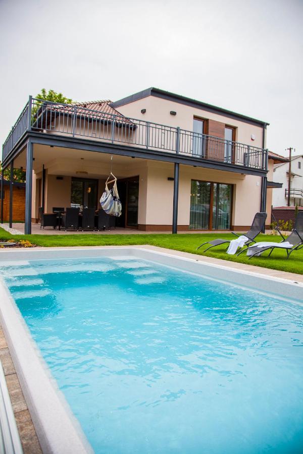 Balaking Villa Zamárdi Екстериор снимка