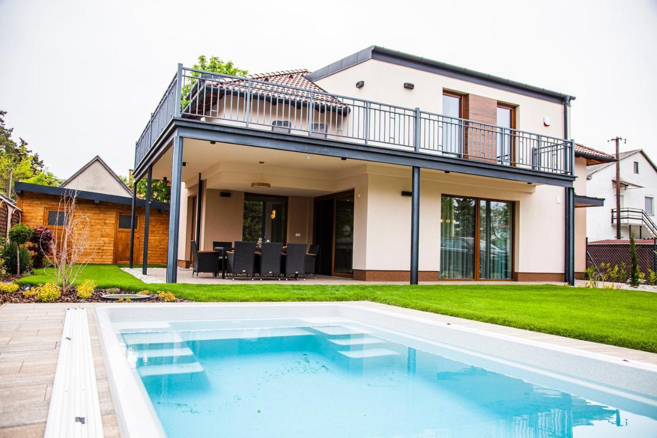 Balaking Villa Zamárdi Екстериор снимка